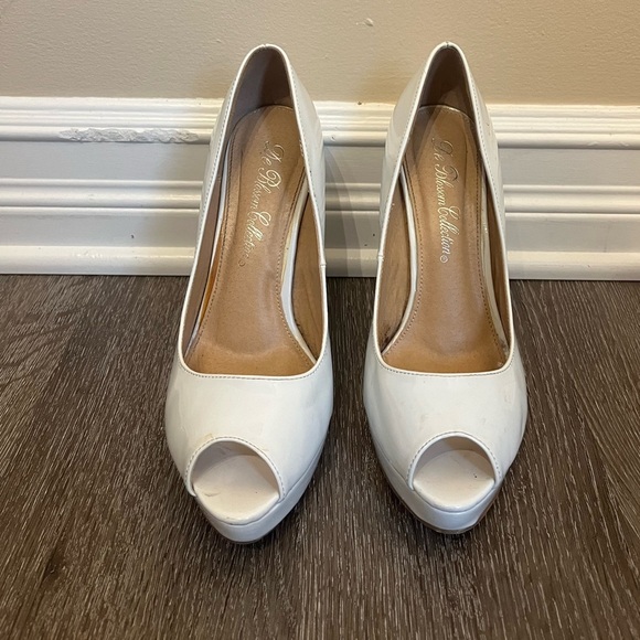 4 inch heels 👠 - Picture 2 of 9